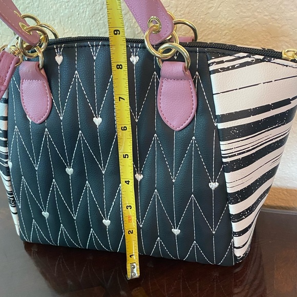 Betsey Johnson Luv Betsey Convertible Cross Body Clutch Bag. BRAND NEW WITH TAGS - Picture 6 of 16